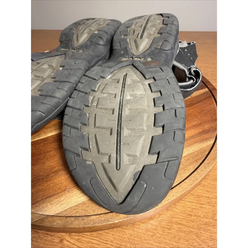 Teva Minam Hiking Sandals Mens Size 10 Black Outdoor Trail Walking Sandals